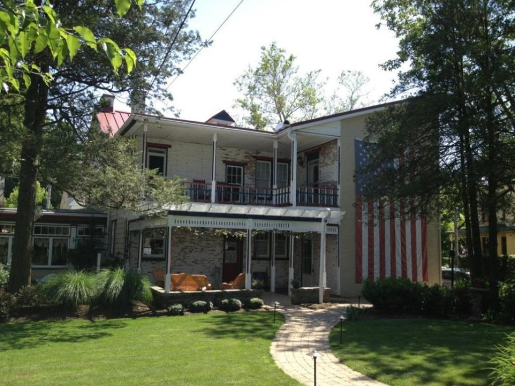 The Patriot House Bed & Breakfast Annville Екстериор снимка